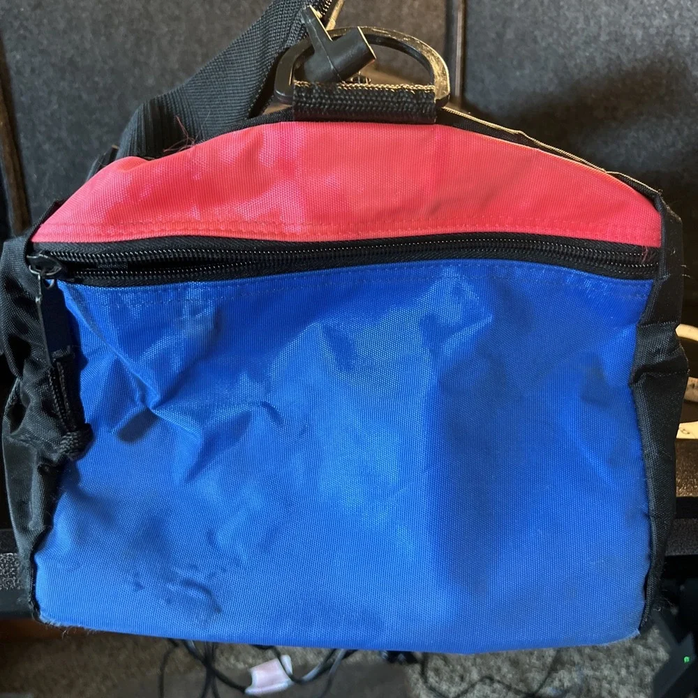 Vintage Bugle‎ Boy Duffle Bag 10x17x8